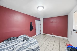31095080