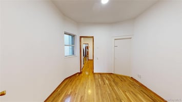 31080715