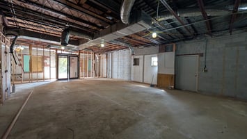 31083923