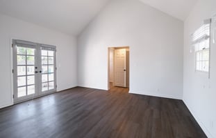 31085601