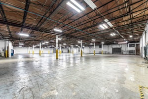 31090032