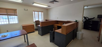 31090600