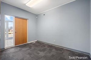 31105632