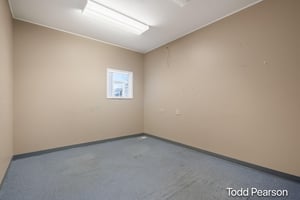 31105620