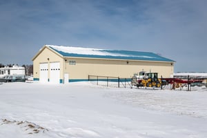 31163132
