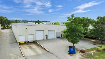 31578001