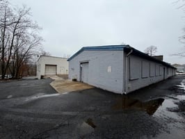 31176054