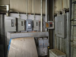 31183702