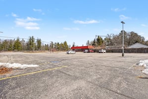 31372052