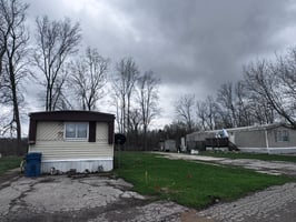 31649000