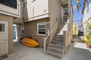 31331373
