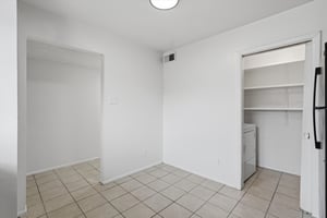 31569730
