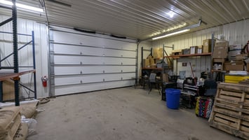 31658138