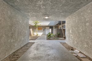31283800