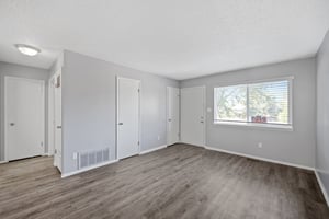 31307640