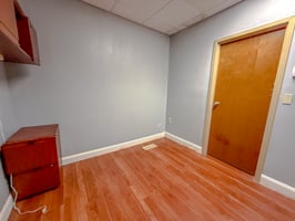 31305643
