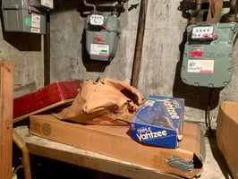 31383894