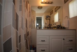 32703762