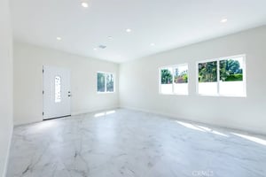 31647302