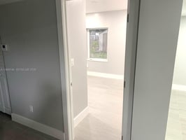 31340663