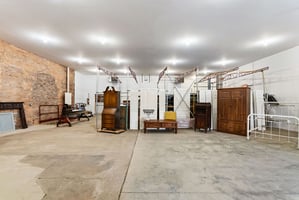 31348001