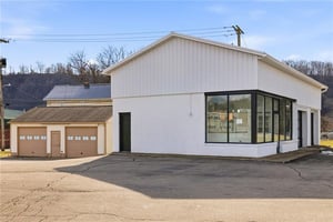 31367700