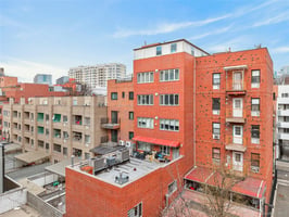 31369752