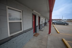 33201573