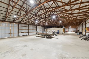 31373915