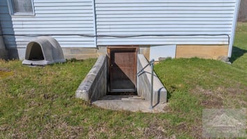 31374592
