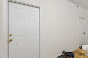 31375319