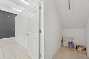 31375297