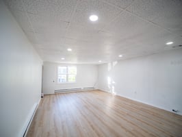 31383851