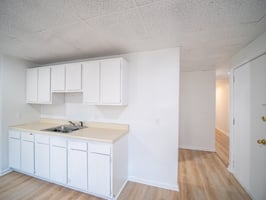 31383853