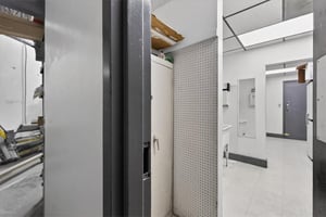 31470878