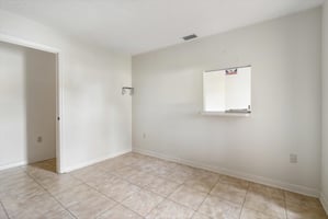 31390100