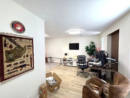 31649986