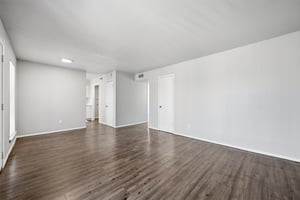 31390996
