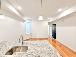 31393674