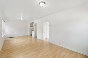 31393063