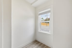 31393093