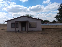 31547618