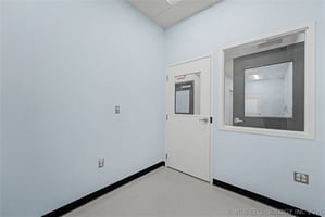 33218516