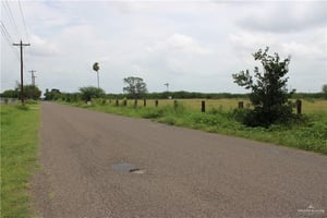 33413108