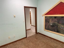 31431066