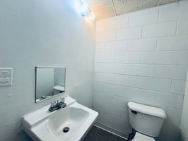 31435372