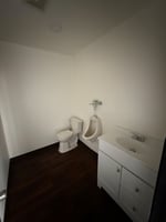 31437585