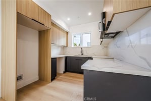 33323425