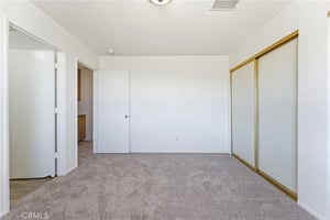 32761582