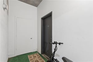 31445718